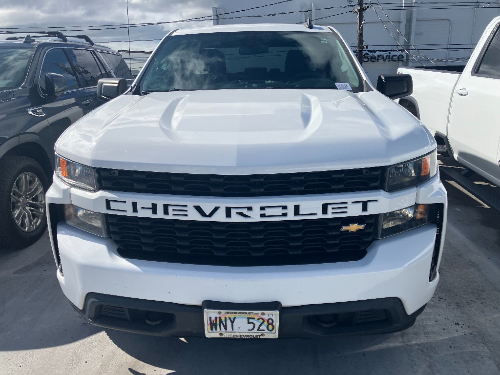2022 Chevrolet Silverado Custom