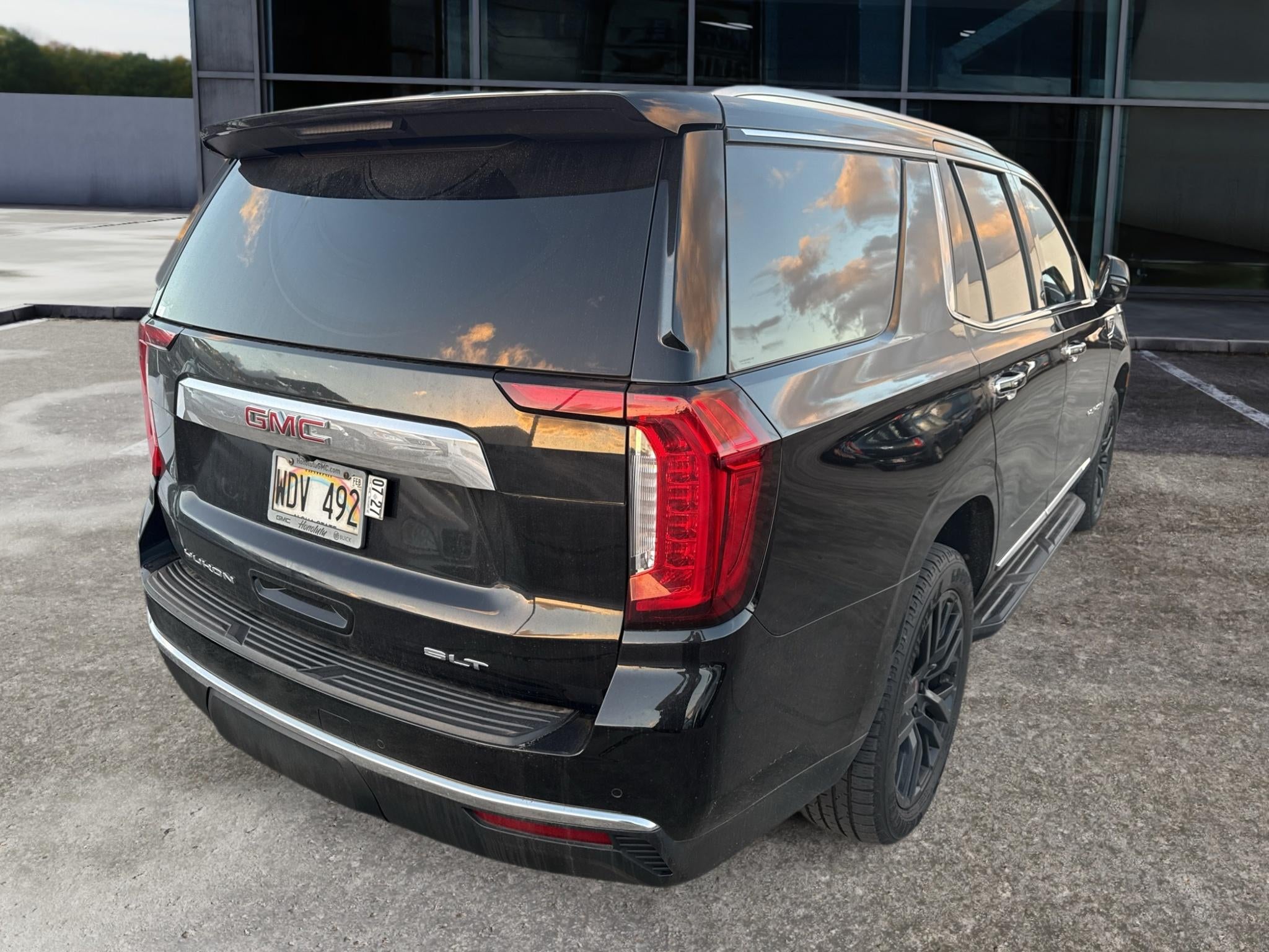 2021 GMC Yukon SLT