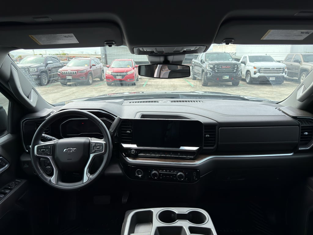 2022 Chevrolet Silverado RST