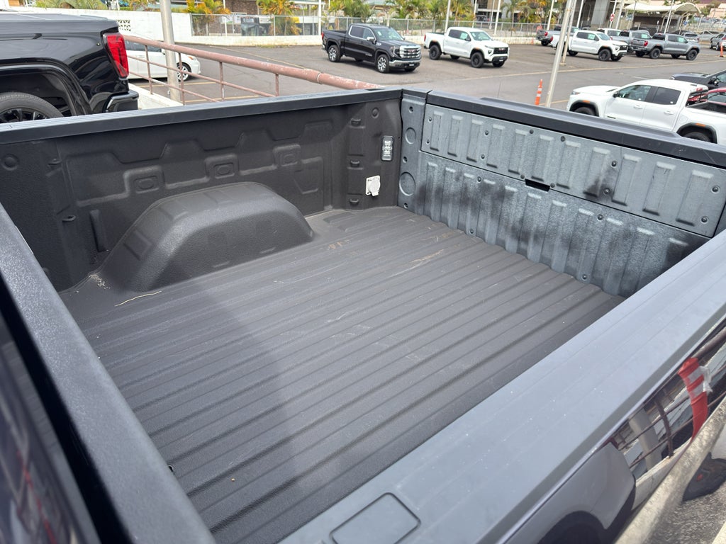 2022 Chevrolet Silverado RST