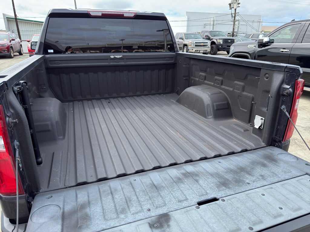 2022 Chevrolet Silverado RST