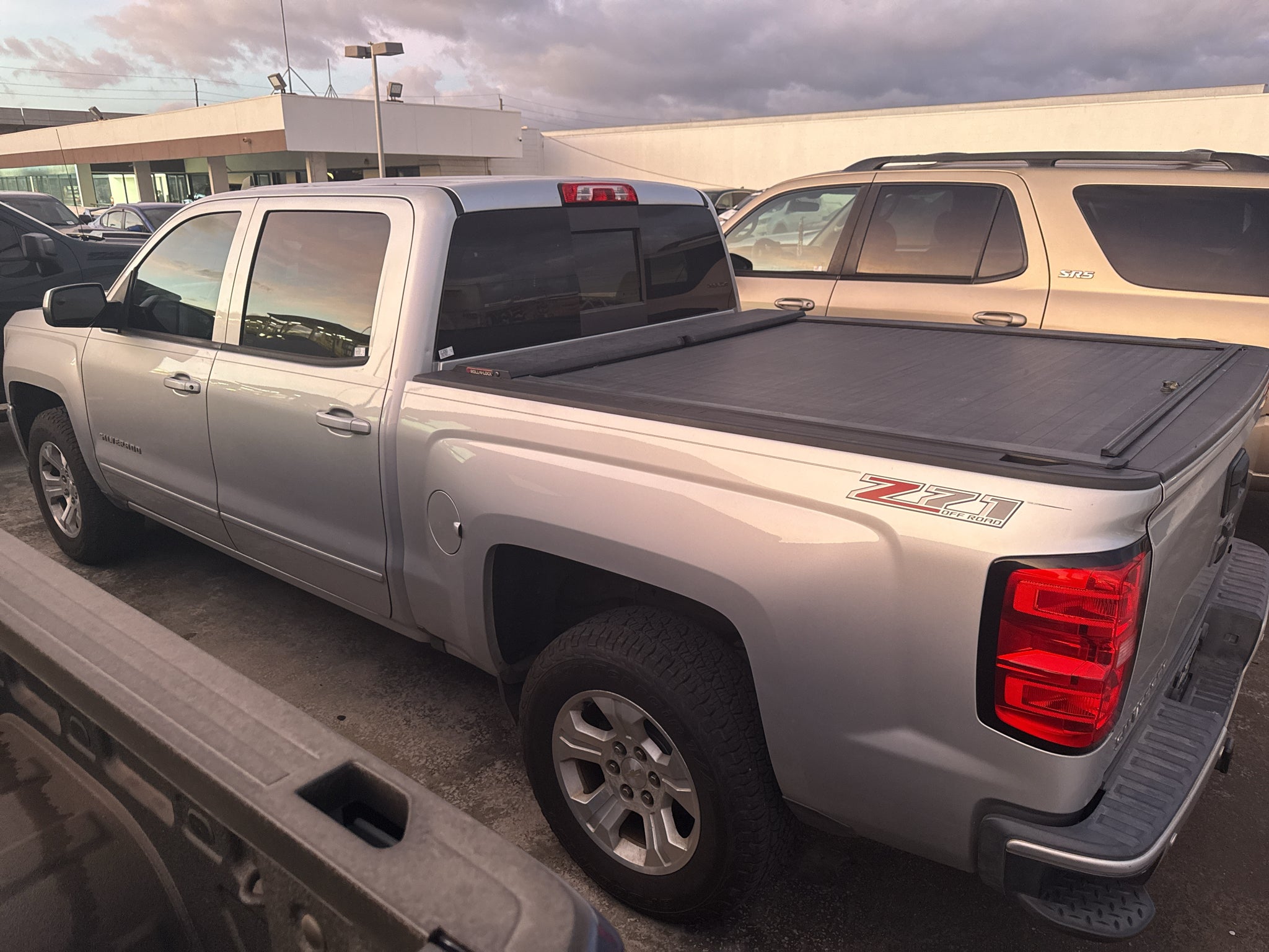 2017 Chevrolet Silverado LT