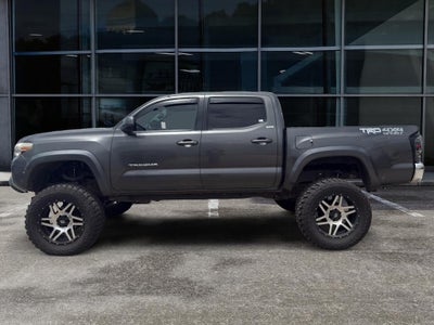 2017 Toyota Tacoma SR