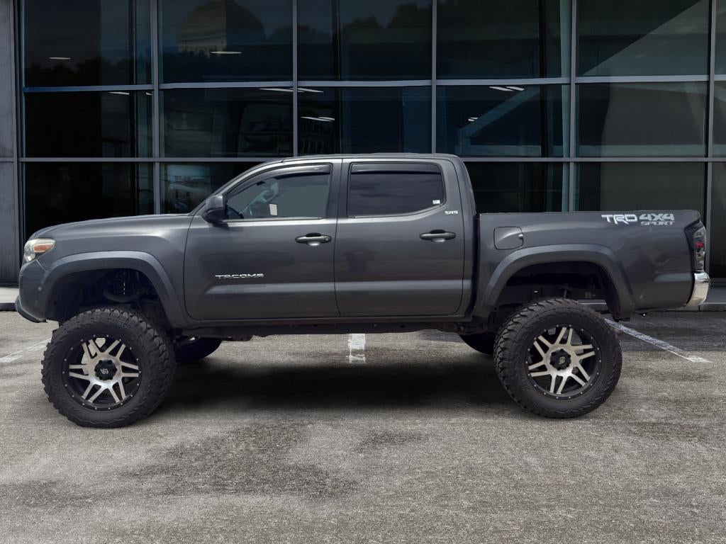 2017 Toyota Tacoma SR