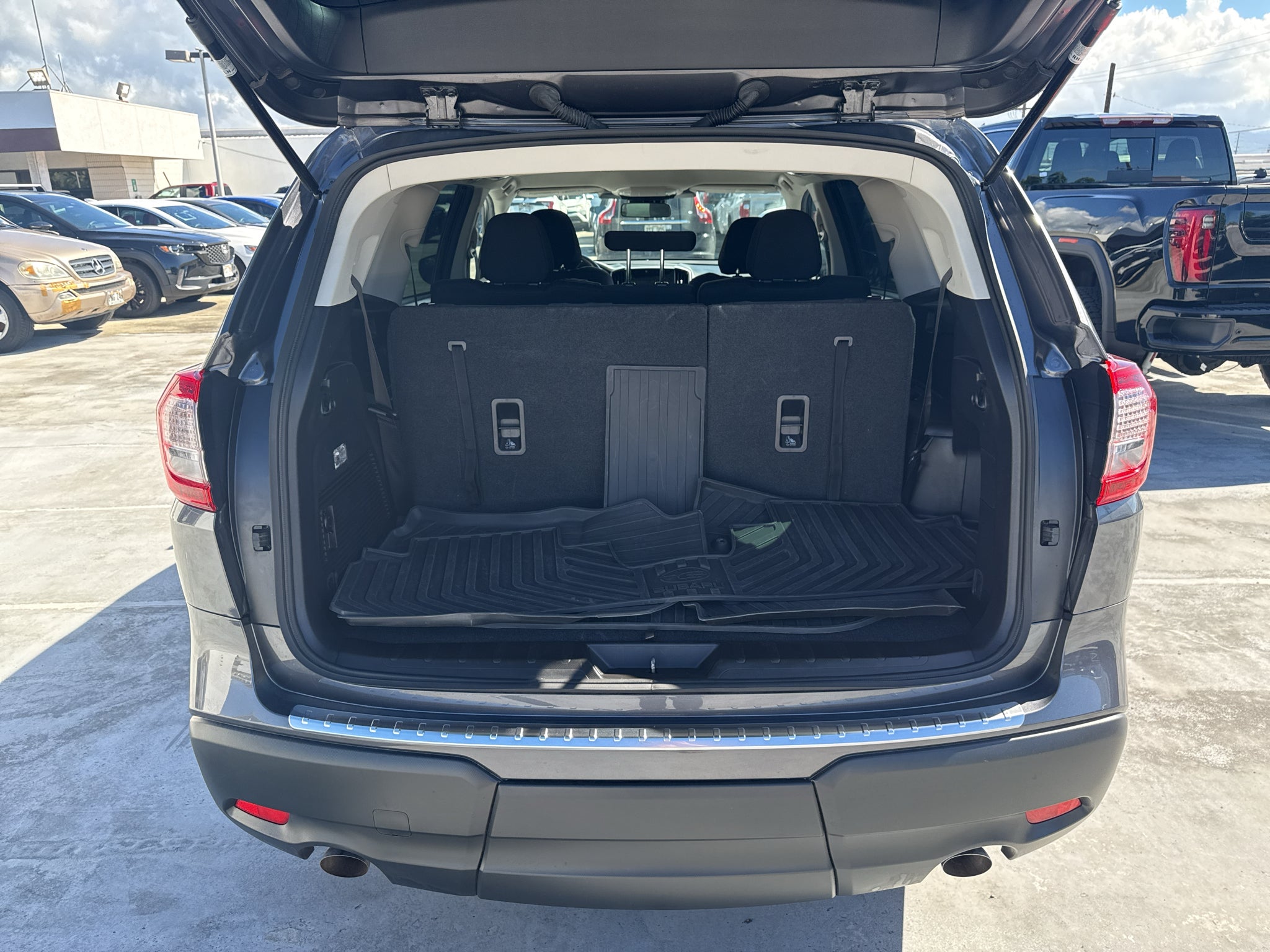 2024 Subaru Ascent Base