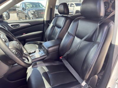 2020 Nissan Pathfinder SL