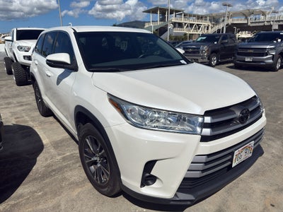 2017 Toyota Highlander LE