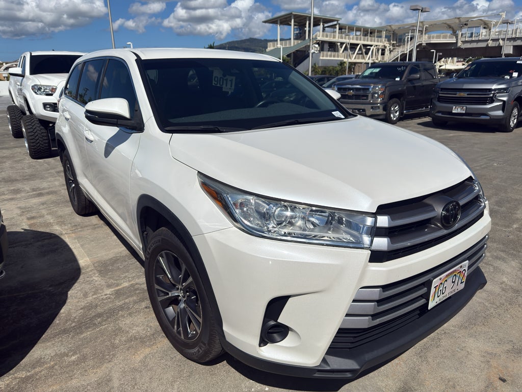 2017 Toyota Highlander LE