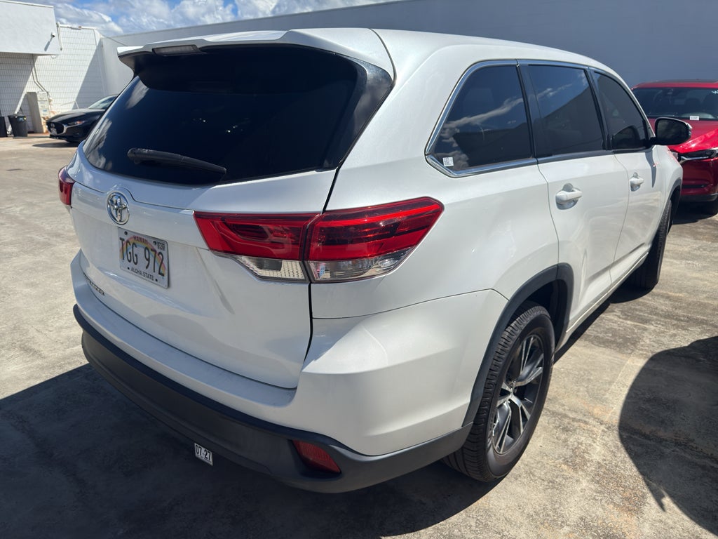 2017 Toyota Highlander LE