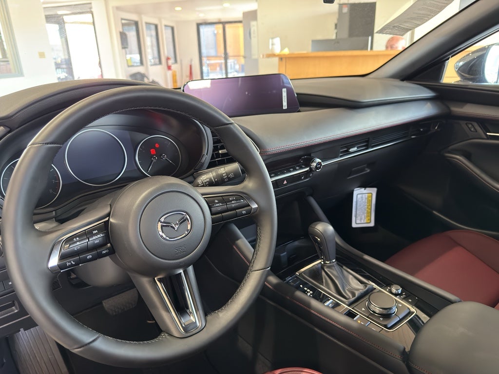 2025 Mazda Mazda3 Hatchback 2.5 S Carbon Edition AWD